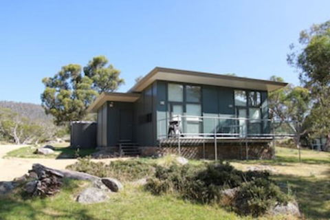 Ecocrackenback 12 'Sustainable Chalet Close To The Slopes.' - Stayed 0