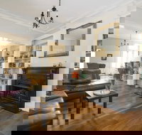 Cityside Escape - Stayed