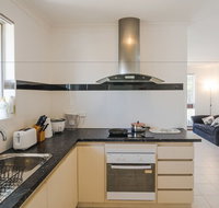 Cosy Murdoch Home - Stays Accommodation