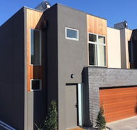 Close To Airport City  Shops - Stayed