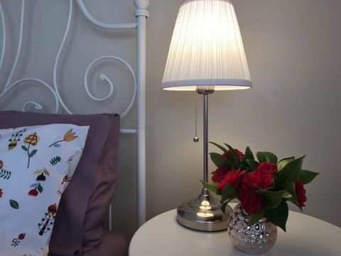 Art Deco Cottage - Stays Accommodation 2