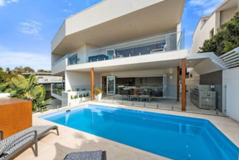 Ultimate Beach House - Stays Accommodation 0