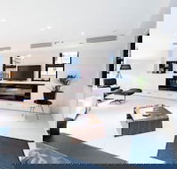 MADDISON 3BDR Port Melbourne Apartment - Stayed