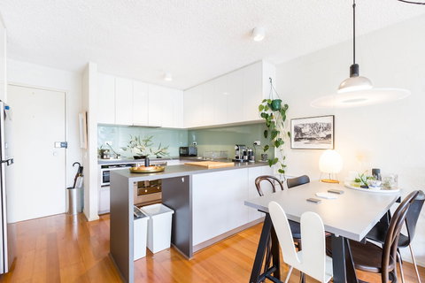 ISAAC, 1BDR South Melbourne Apartment - Stayed 5