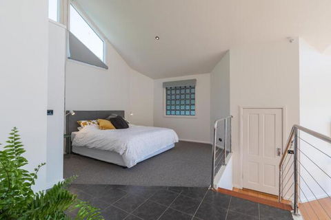 Seville Estate - Stayed 5