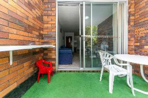 2 Bedroom Apartment Gretel Lodge Unit 4 - Stayed 2