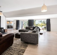 Cornish Hill House - Stays Accommodation