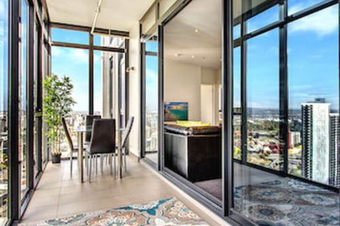 MJ Shortstay Bank Apartments - Stayed 6