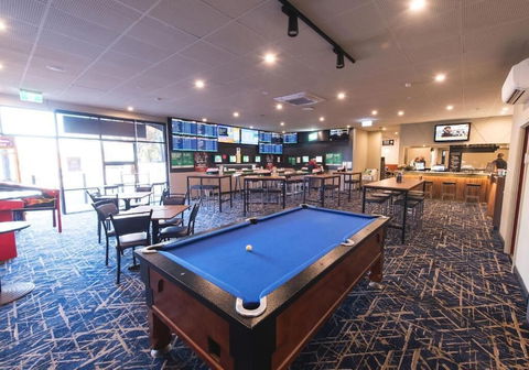 Nightcap At Hendon Hotel - Stayed 1