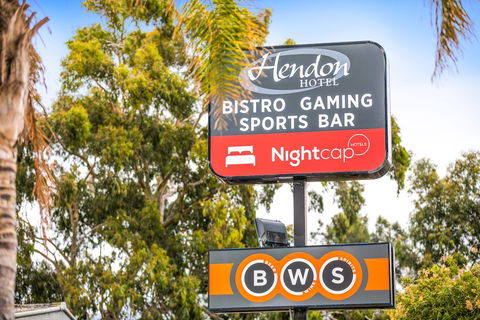Nightcap At Hendon Hotel - Stayed 0