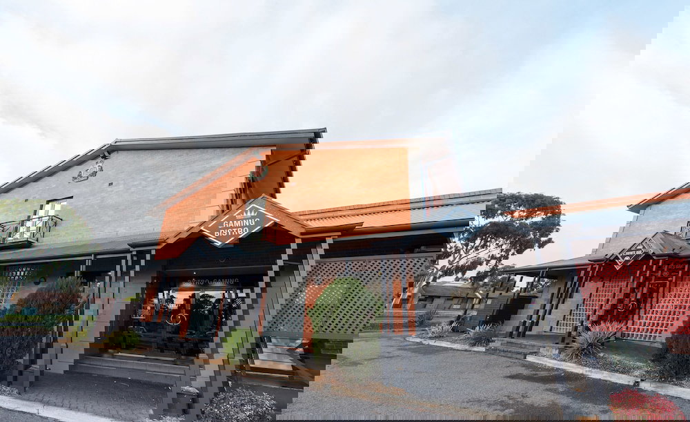 Elizabeth Grove SA Stayed