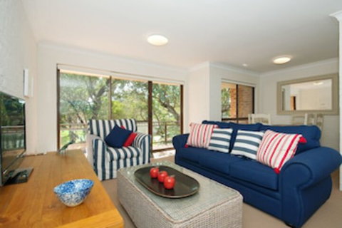 Nicholli Bay Parklands Unit 35 / 2 Gowrie Avenue - Stayed 0