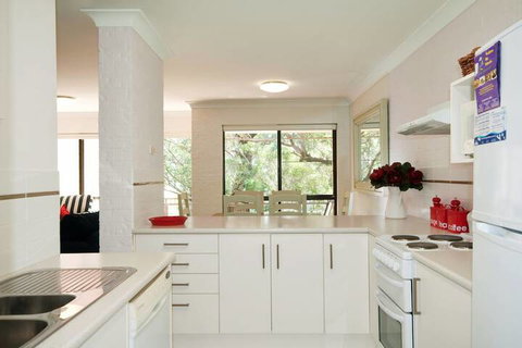 Nicholli Bay Parklands Unit 35 / 2 Gowrie Avenue - Stayed 3