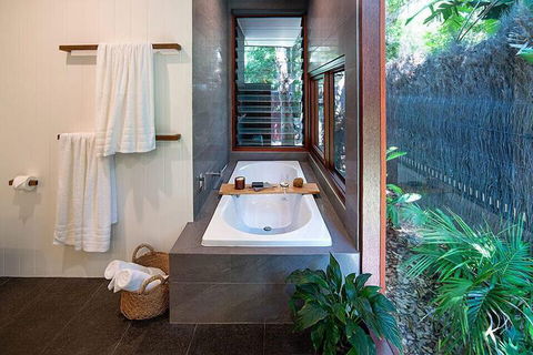 Byron Beach Retreats - The BungalowÂ  - Stayed 4