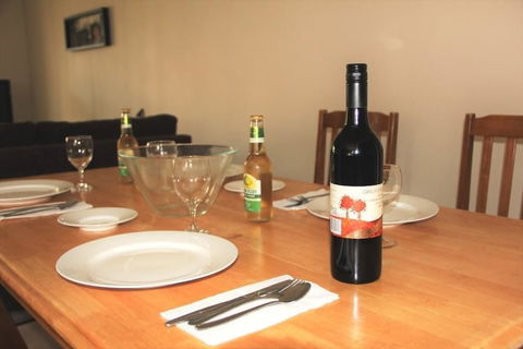 Mt Waverley Townhouses - Stayed 0