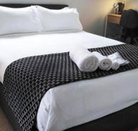 Lakeside Retreat  Business - Stayed