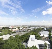 Penthouse near Airport  CBD - Stays Accommodation