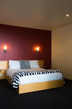 River Vineyard Retreat - Stayed 6