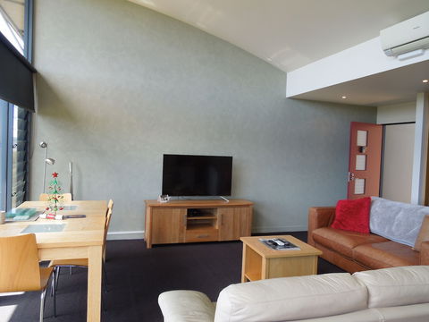 River Vineyard Retreat - Stayed 2