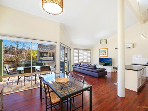 Watermark #25 25 / 4 Karla Avenue Terrigal - Stayed 5