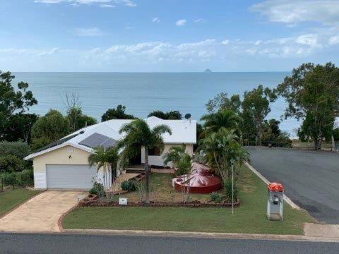 Hydeaway Retreat Beach House Hydeaway Bay - Stayed 1