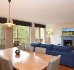 Villa 3br De Saran Resort Condo located within Cypress Lakes Resort nothing is more central - Stayed