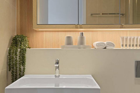 New Contemporary Apartment Near Macquarie Centre - Stayed 7