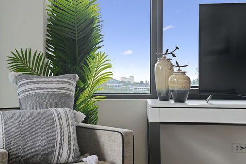 New Contemporary Apartment Near Macquarie Centre - Stayed 5