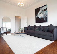 Songbird Vivenda - Stayed