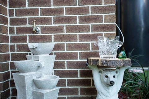 AUJOY 4 Bed Townhouse Burwood 2 - Stays Accommodation 2