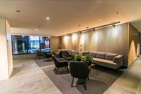 JC Marina Tower Docklands - Stayed 6