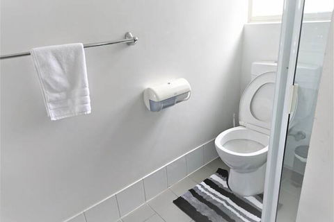 Fantasia Glenelg Studio Apartments - Stayed 6