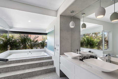 La Luna Shoal Bay - Stayed 4