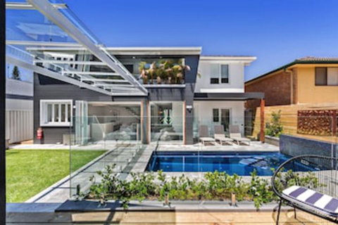 La Luna Shoal Bay - Stayed 0