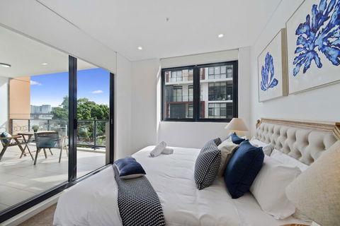 HomeHotel Waterside Luxury & New Residences - Stayed 5