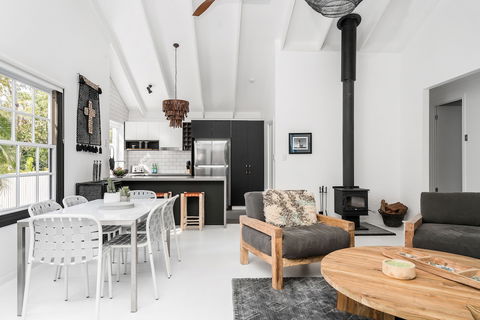 A PERFECT STAY - Black Star - Stayed 5
