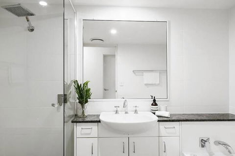 Your Luxury Escape - Karinya At Surfside - Stayed 3