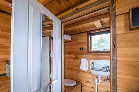 Double Oaks Tiny House - Stayed 5