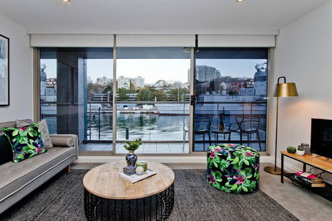 Absolute Sydney Harbour Front Luxury With Parking - Stays Accommodation 6