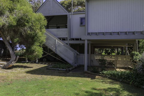 Tranquillity On Riverview 33 Riverview Drive - Stayed 1