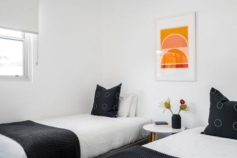 A PERFECT STAY - Clique 1 - Stayed 4