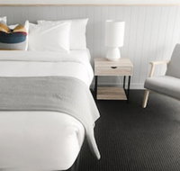 Eight Spence - Stayed