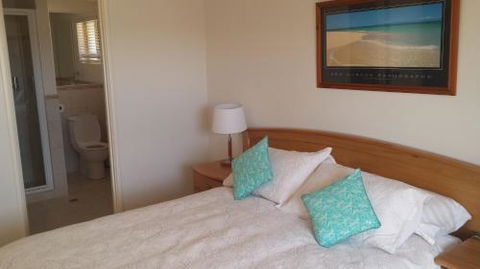 Alexander Drive B & B - Stayed 3