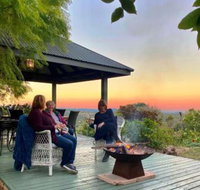 French Cottage  Loft - Stayed