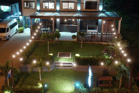 Yeppoon Beachhouse - Hostel - Stays Accommodation 1