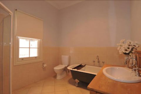Charlie Bates Cottage - Stayed 6