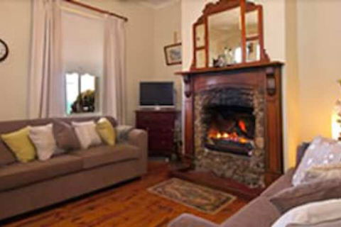 Charlie Bates Cottage - Stayed 2