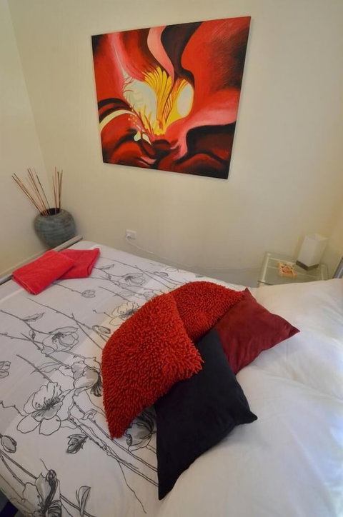 Art On Hart - Stays Accommodation 5