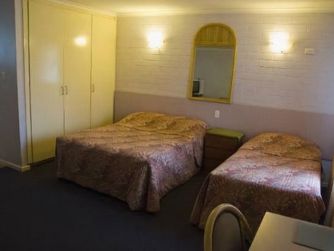 White Gum Motel - Stays Accommodation 2