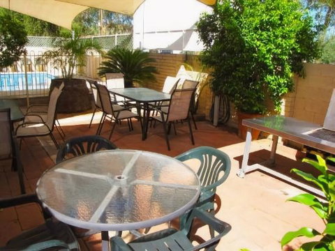 White Gum Motel - Stays Accommodation 1